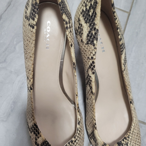 Coach Women's Coach New York High Heel Shoes Size 10 B - Picture 8 of 13